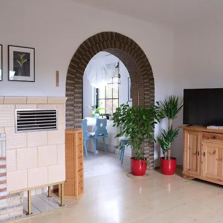 Am Walde Apartment *