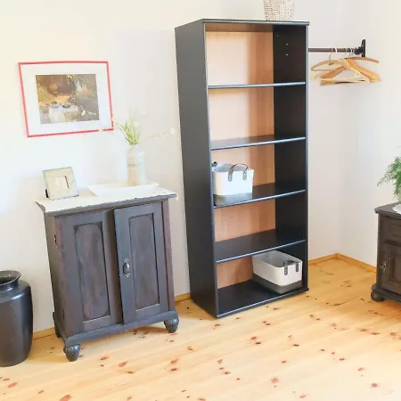 Am Walde Apartment *